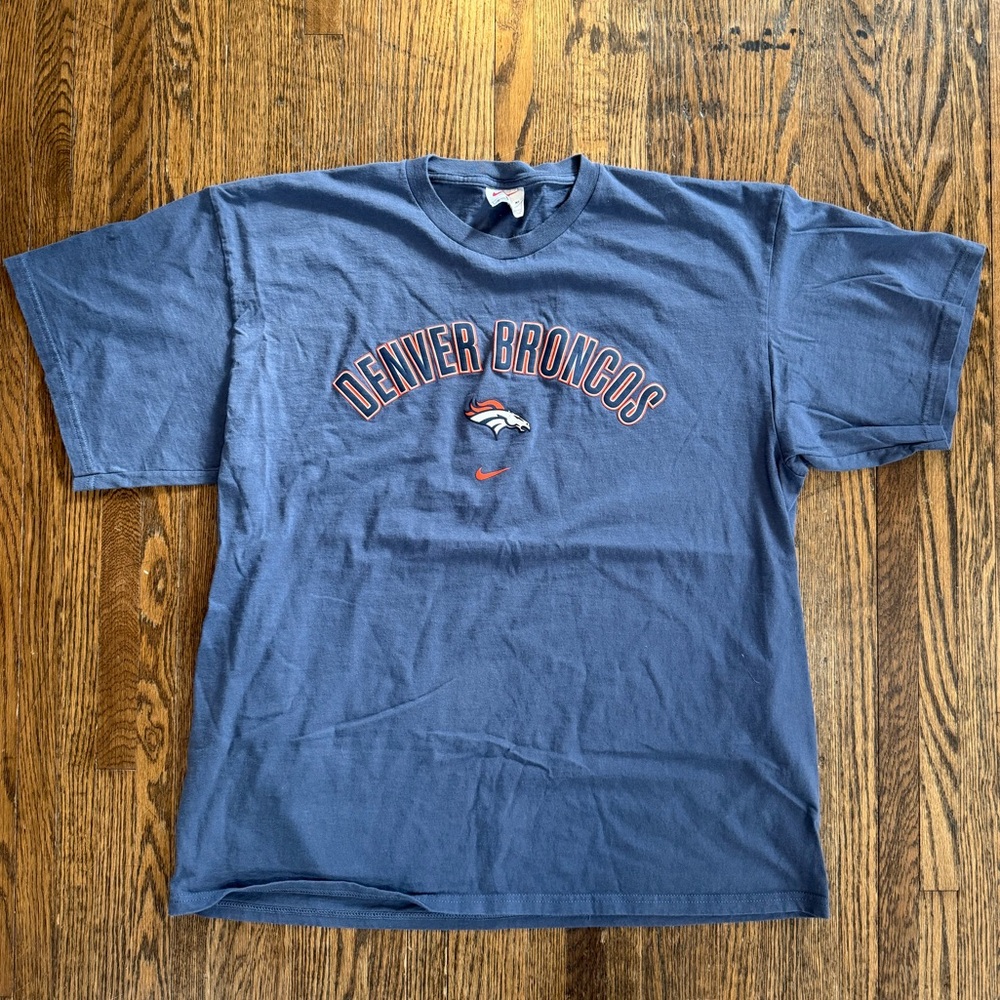 Vintage Denver Broncos Nike Tee Shirt 90’s